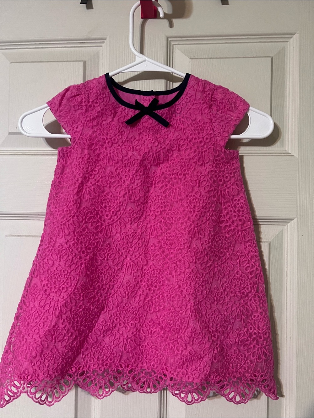 Baby Gap Girls Hot Pink Lace Dress with Black Trim Bow 3 year Toddler dress
